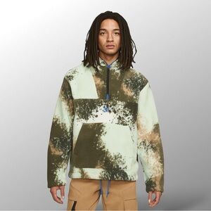 NWT Nike Sportswear Sport Essentials+ Sherpa 1/2-Zip Mens Hoodie - Camouflage